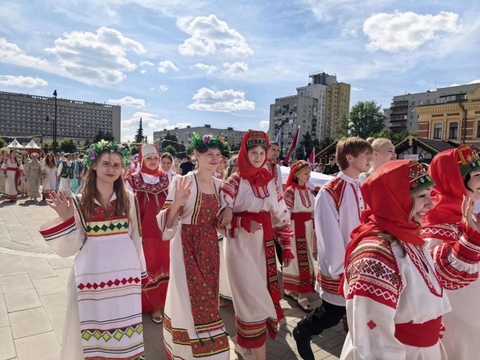 Празднование Дня России проходит на Нижегородской Ярмарке Празднование Дня России проходит на Нижегородской Ярмарке