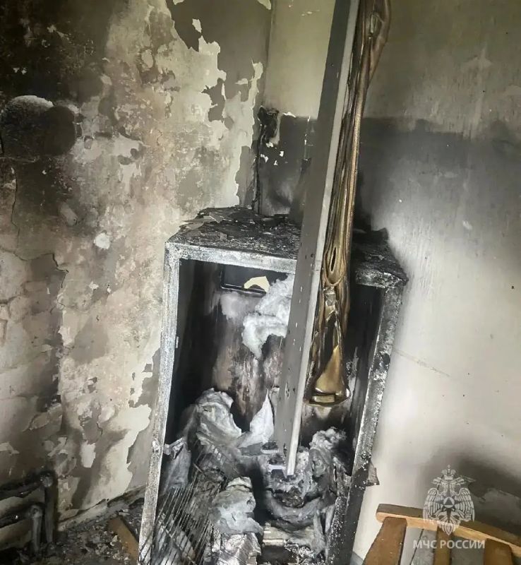 Пожарным в Павлове пришлось эвакуировать людей из ЦРБ из-за загоревшегося холодильника Пожарным в Павлове пришлось эвакуировать людей из ЦРБ из-за загоревшегося холодильника