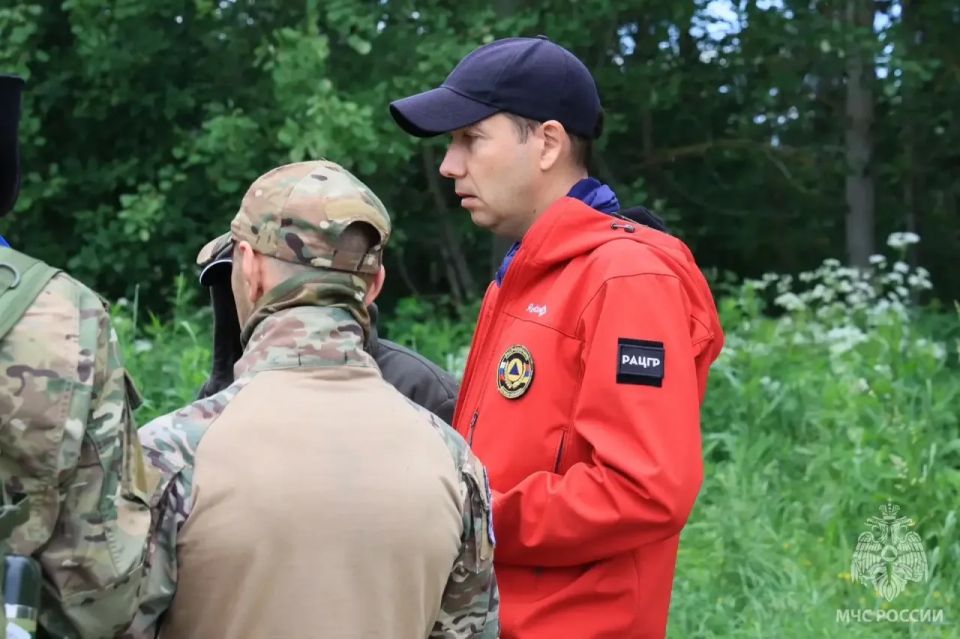 Международный слет волонтеров-поисковиков: в Нижегородской области двое суток поисковики спасали попавших в беду людей Международный слет волонтеров-поисковиков: в Нижегородской области двое суток поисковики спасали попавших в беду людей