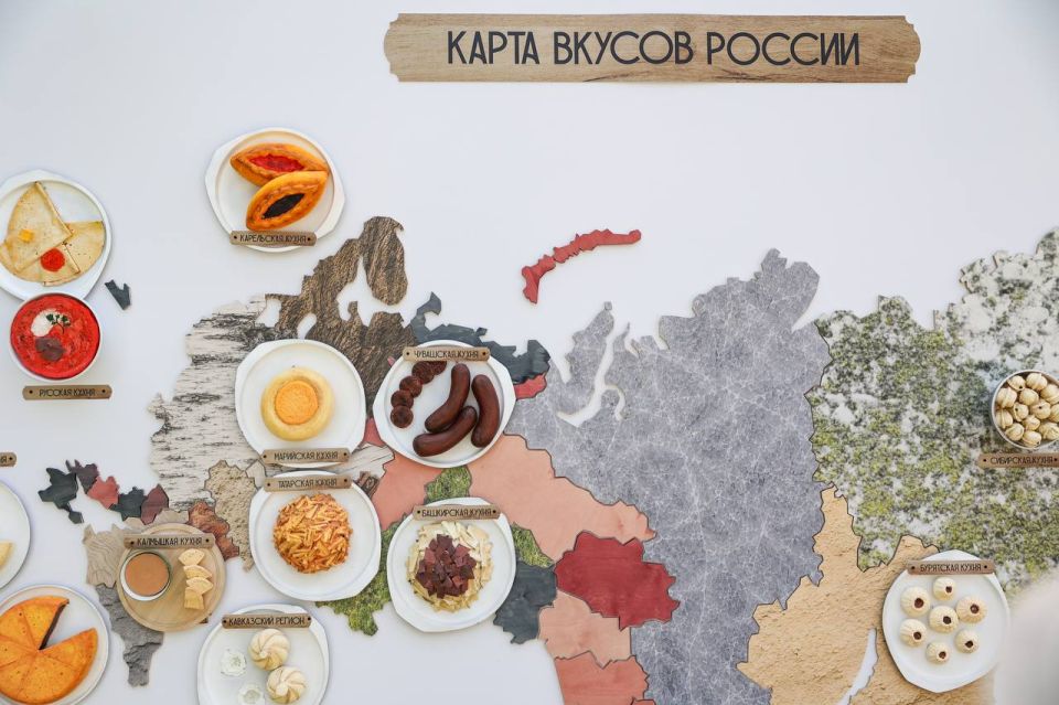 Нижегородцы вкусно отметили День России Нижегородцы вкусно отметили День России