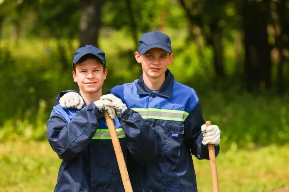 В Дзержинске школа №25 отметит 150летие масштабным ремонтом и обновлением территории В Дзержинске школа №25 отметит 150летие масштабным ремонтом и обновлением территории