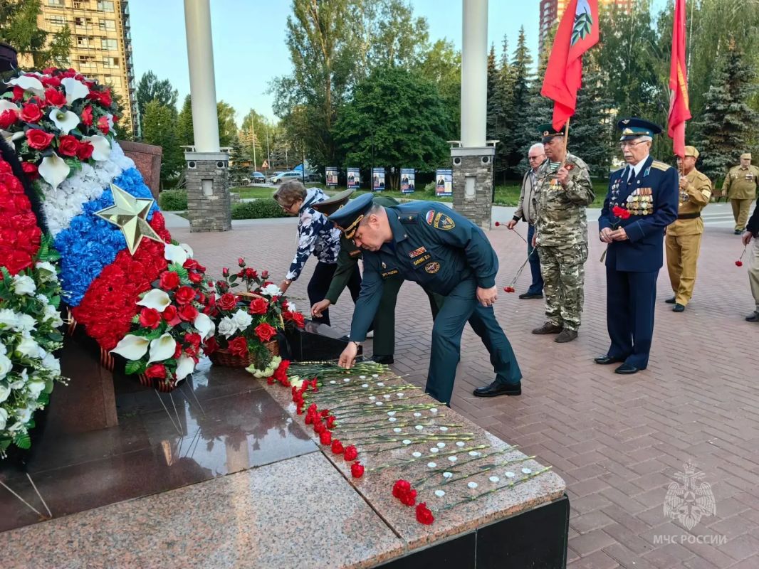 День памяти и скорби прошёл в Нижнем Новгороде День памяти и скорби прошёл в Нижнем Новгороде