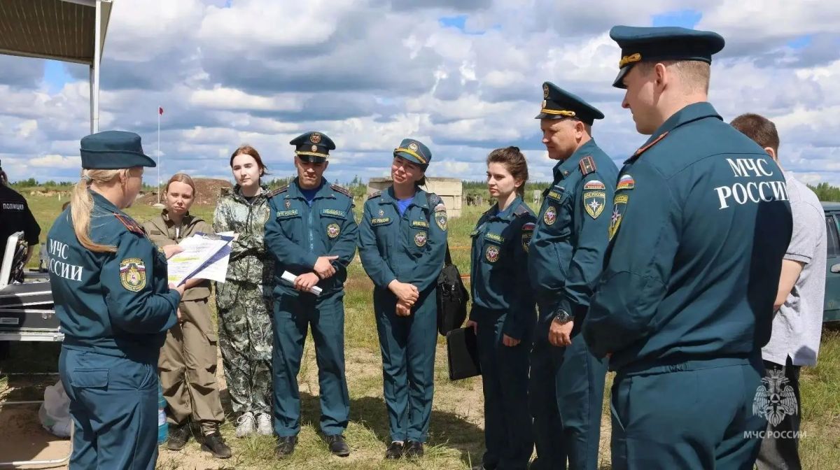 От искры до взрыва: силовики прошли суровую практику на уникальном семинаре дознавателей регионального управления МЧС России «Разум в огне» От искры до взрыва: силовики прошли суровую практику на уникальном семинаре дознавателей регионального управления МЧС России «Разум в огне»
