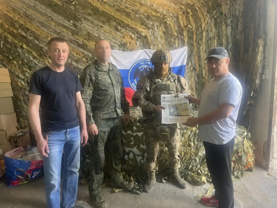 Волонтёры группы «СВОих не бросаем» из Шахуньи передали бойцам на передовую мотоцикл, гумпомощь и — газеты Нижегородского областного информационного центра Волонтёры группы «СВОих не бросаем» из Шахуньи передали бойцам на передовую мотоцикл, гумпомощь и — газеты Нижегородского областного информационного центра