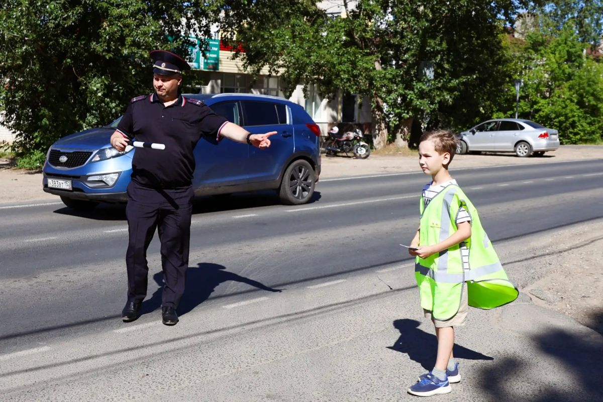 Мечта Гриши: один день в Госавтоинспекции Арзамаса Мечта Гриши: один день в Госавтоинспекции Арзамаса