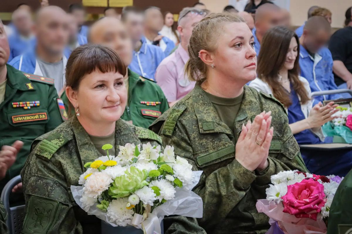 В военном госпитале Нижнего Новгорода прошел концерт, посвященный Дню ветеранов боевых действий В военном госпитале Нижнего Новгорода прошел концерт, посвященный Дню ветеранов боевых действий
