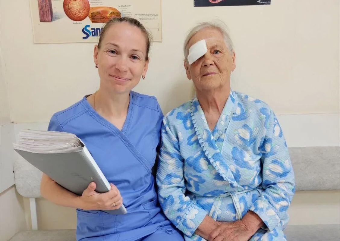 90-летняя нижегородка снова может видеть благодаря малоинвазивной операции