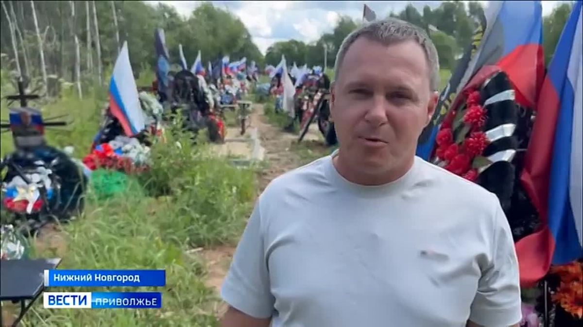 Неизвестные вандалы повредили фотографии погибших участников специальной военной операции на Ново-Стригинском кладбище в Нижнем Новгороде