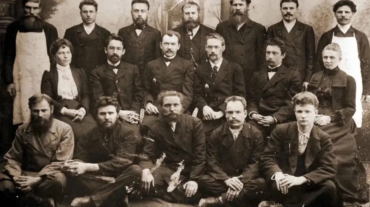 Когда слово «медицина» написано на роду — в Нижем Новгороде в честь Дня семьи, любви и верности наградили врачебные династии Когда слово «медицина» написано на роду — в Нижем Новгороде в честь Дня семьи, любви и верности наградили врачебные династии