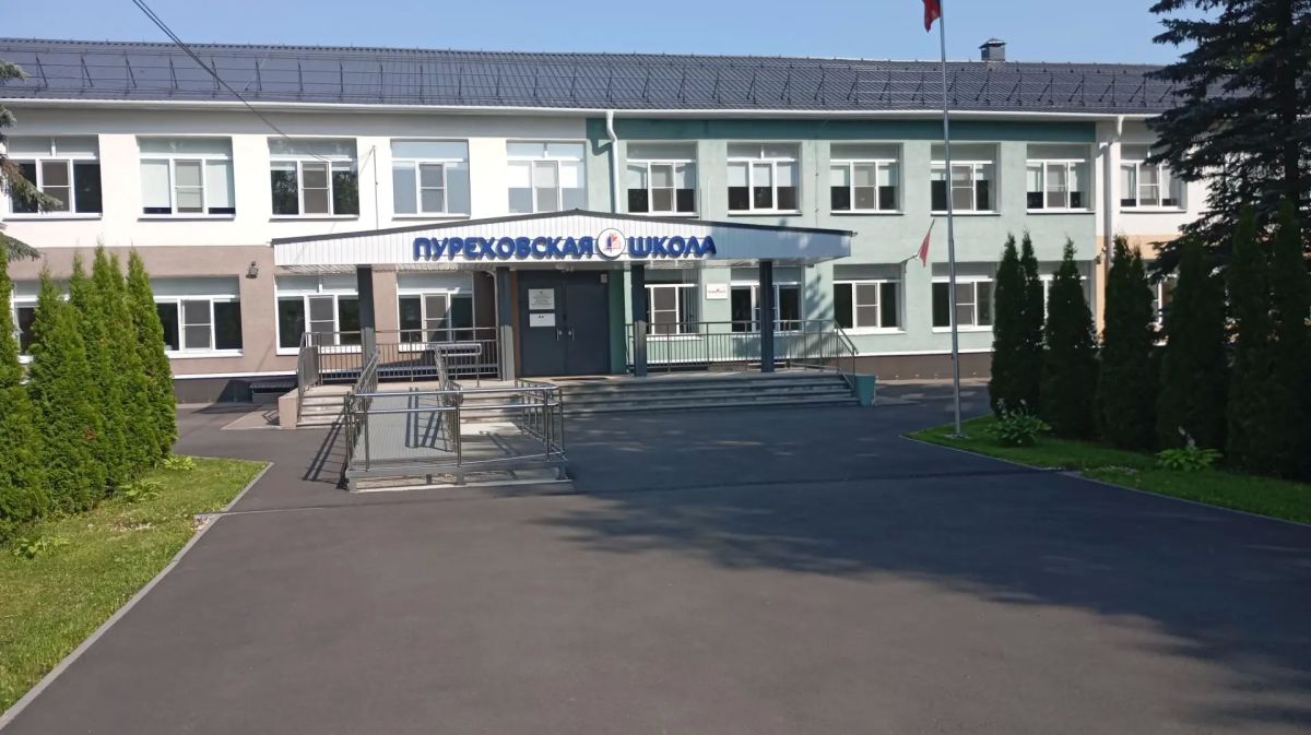 В Чкаловском округе Нижегородской области подняли вопрос и начали активно приводить в полный порядок одну школу за другой начиная с 2020 года: В Чкаловском округе Нижегородской области подняли вопрос и начали активно приводить в полный порядок одну школу за другой начиная с 2020 года: