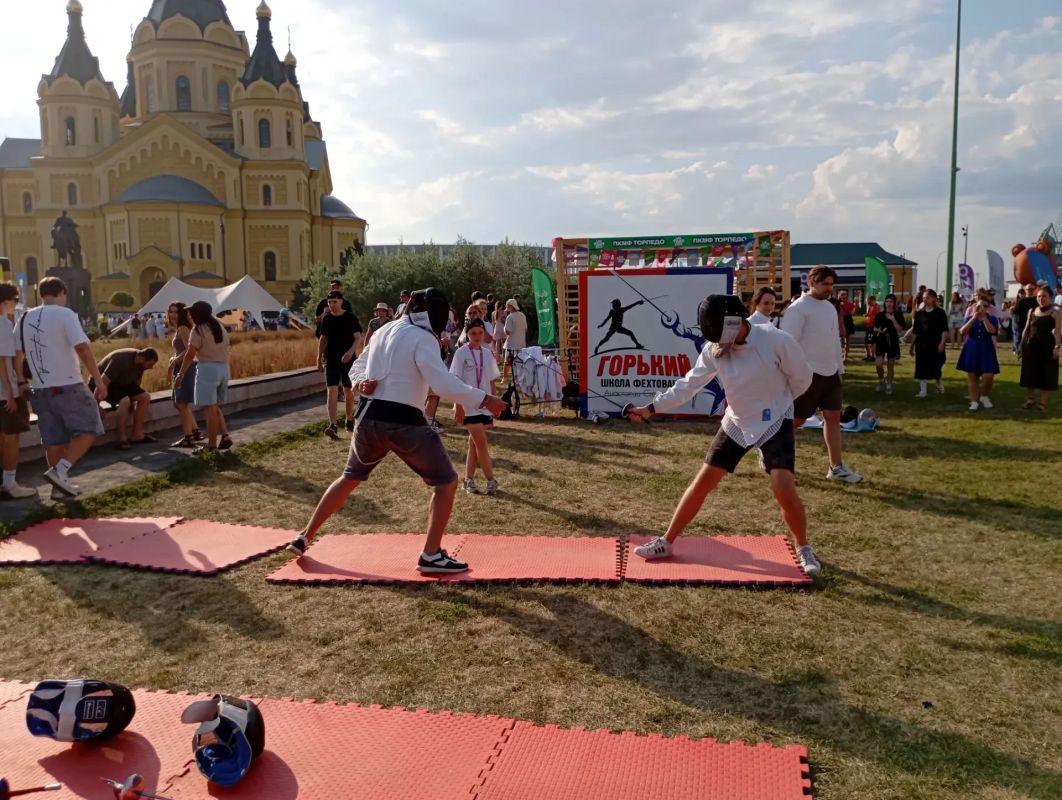 Нижегородцы активно отдыхают на VK Fest (0+) Нижегородцы активно отдыхают на VK Fest (0+)