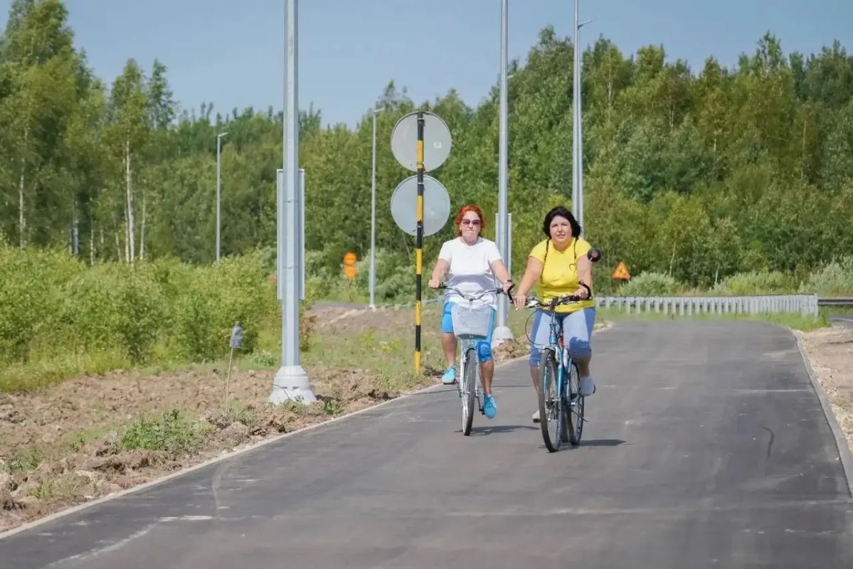 Тротуар и велодорожка в поселке Новое Доскино готовы на 80% Тротуар и велодорожка в поселке Новое Доскино готовы на 80%