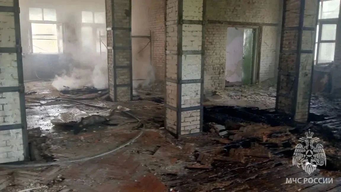 В Нижнем Новгороде вспыхнуло административное здание