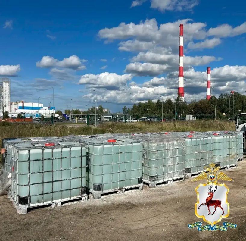 В Нижегородской области перед судом предстанут трое обвиняемых в присвоении химической продукции промышленного предприятия В Нижегородской области перед судом предстанут трое обвиняемых в присвоении химической продукции промышленного предприятия
