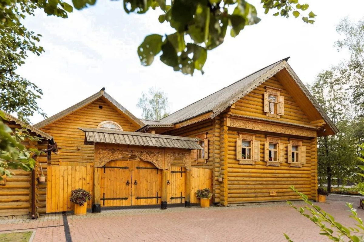 Нижегородский турмаршрут «Выходные с хохломой» признали лучшим в России Нижегородский турмаршрут «Выходные с хохломой» признали лучшим в России