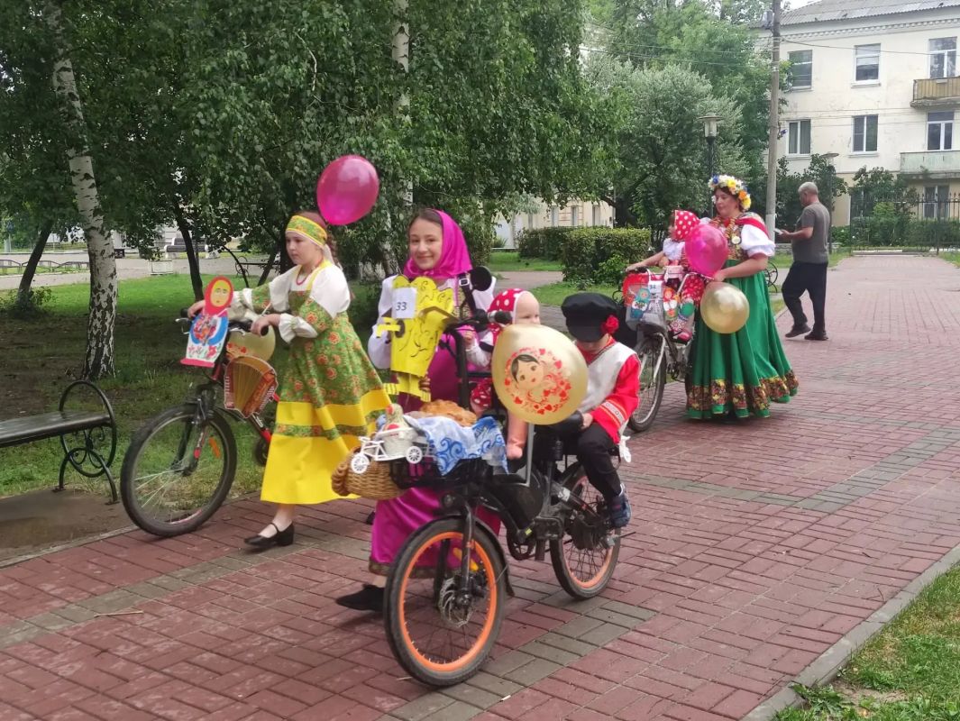 Если вы хотите увидеть самые необычные коляски, то вам на Бор! Если вы хотите увидеть самые необычные коляски, то вам на Бор!