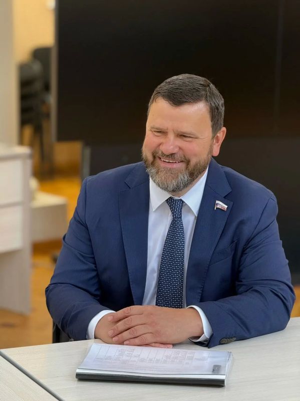 О представлении документов кандидатом в депутаты Государственной Думы Федерального Собрания Российской Федерации девятого созыва по одномандатному избирательному округу О представлении документов кандидатом в депутаты Государственной Думы Федерального Собрания Российской Федерации девятого созыва по одномандатному избирательному округу