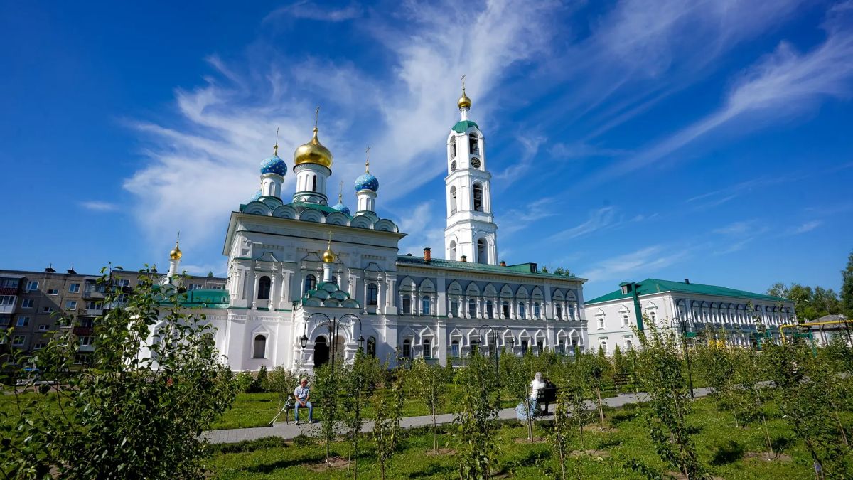 Троицком соборе Выксунского Иверского монастыря впервые с 1923 года совершили божественную литургию