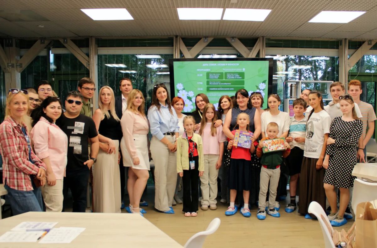 Берем курс на семью! . В Нижнем Новгороде стартовал городской конкурс «Курс на семью», который проводится с целью укрепления статуса здоровой, счастливой и дружной семьи, сохранения и продвижения традиционных семейных... Берем курс на семью! . В Нижнем Новгороде стартовал городской конкурс «Курс на семью», который проводится с целью укрепления статуса здоровой, счастливой и дружной семьи, сохранения и продвижения традиционных семейных...