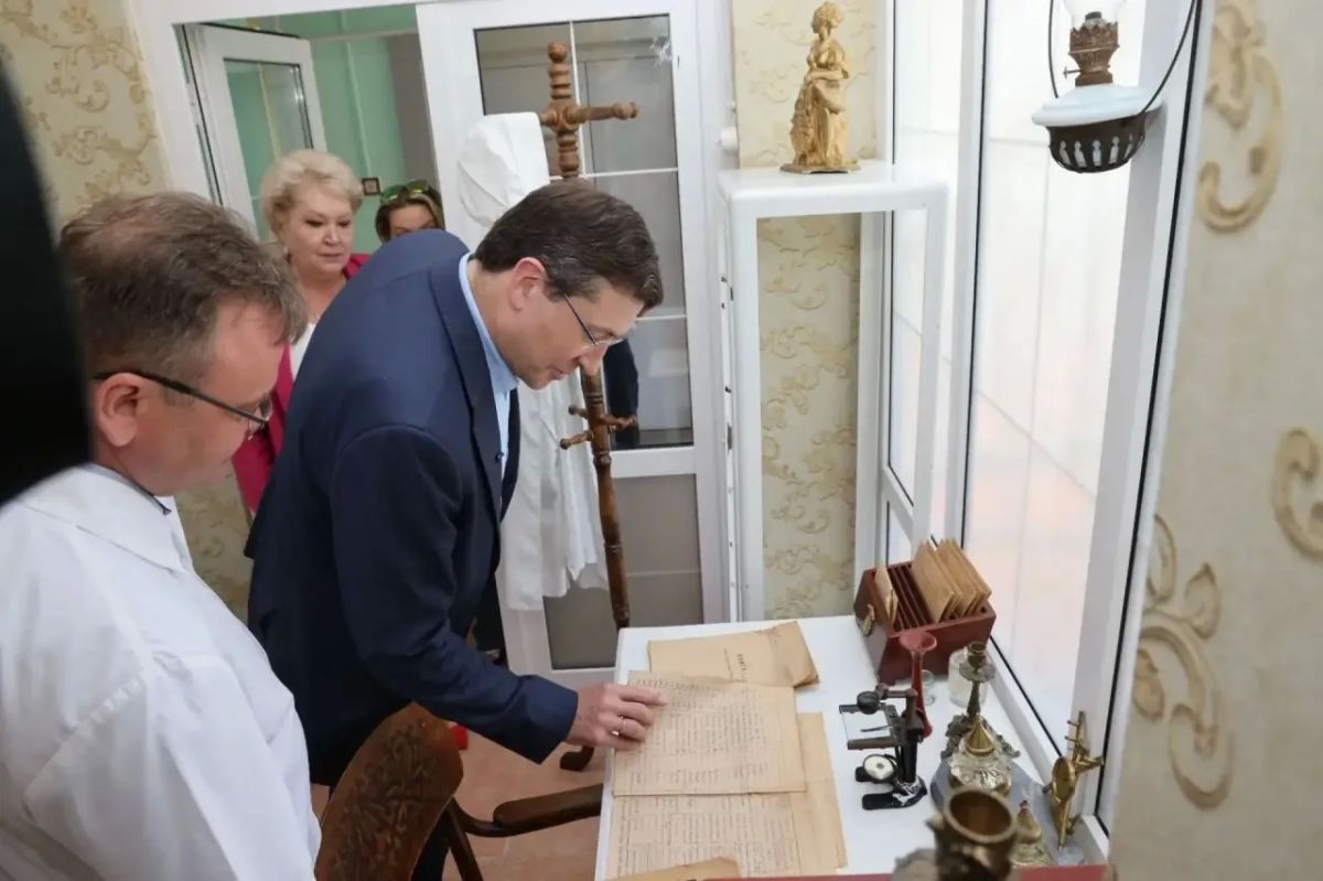 Глеб Никитин: В ходе рабочей поездки в Дивеево посетил Центральную районную больницу имени академика Блохина Глеб Никитин: В ходе рабочей поездки в Дивеево посетил Центральную районную больницу имени академика Блохина