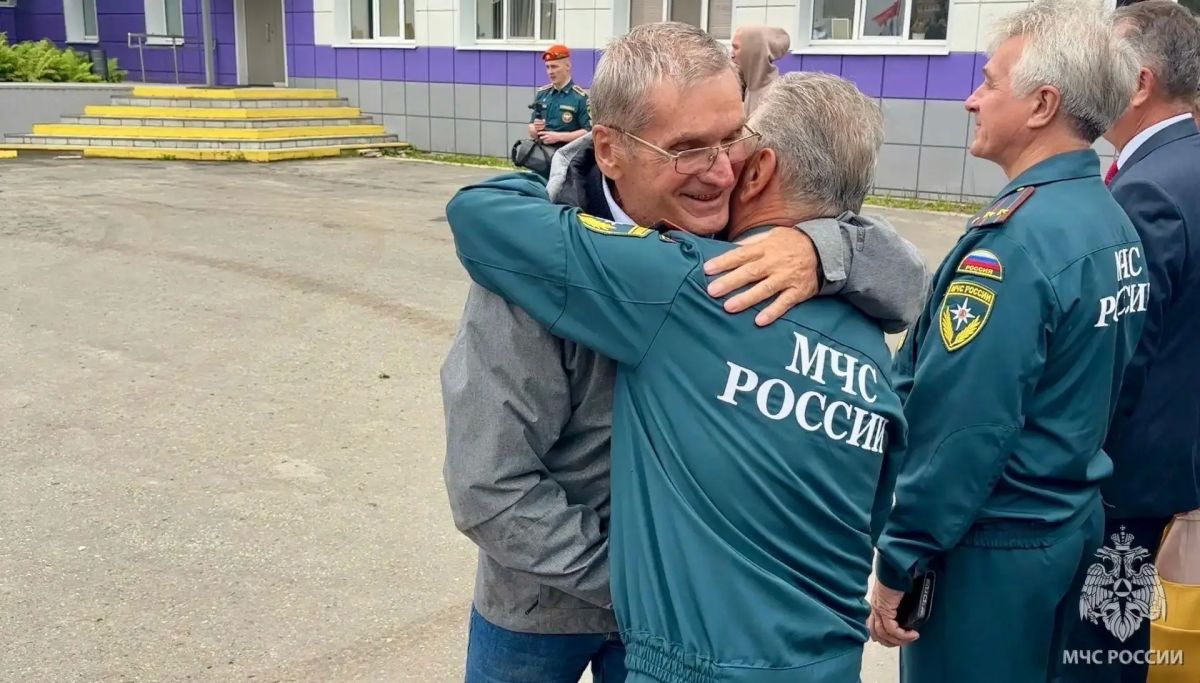 Ветераны пожарной охраны из четырех регионов встретились в Марий Эл Ветераны пожарной охраны из четырех регионов встретились в Марий Эл