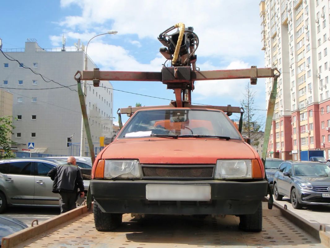 С улиц Сормовского района убрали 19 брошенных и разукомплектованных автомобилей С улиц Сормовского района убрали 19 брошенных и разукомплектованных автомобилей