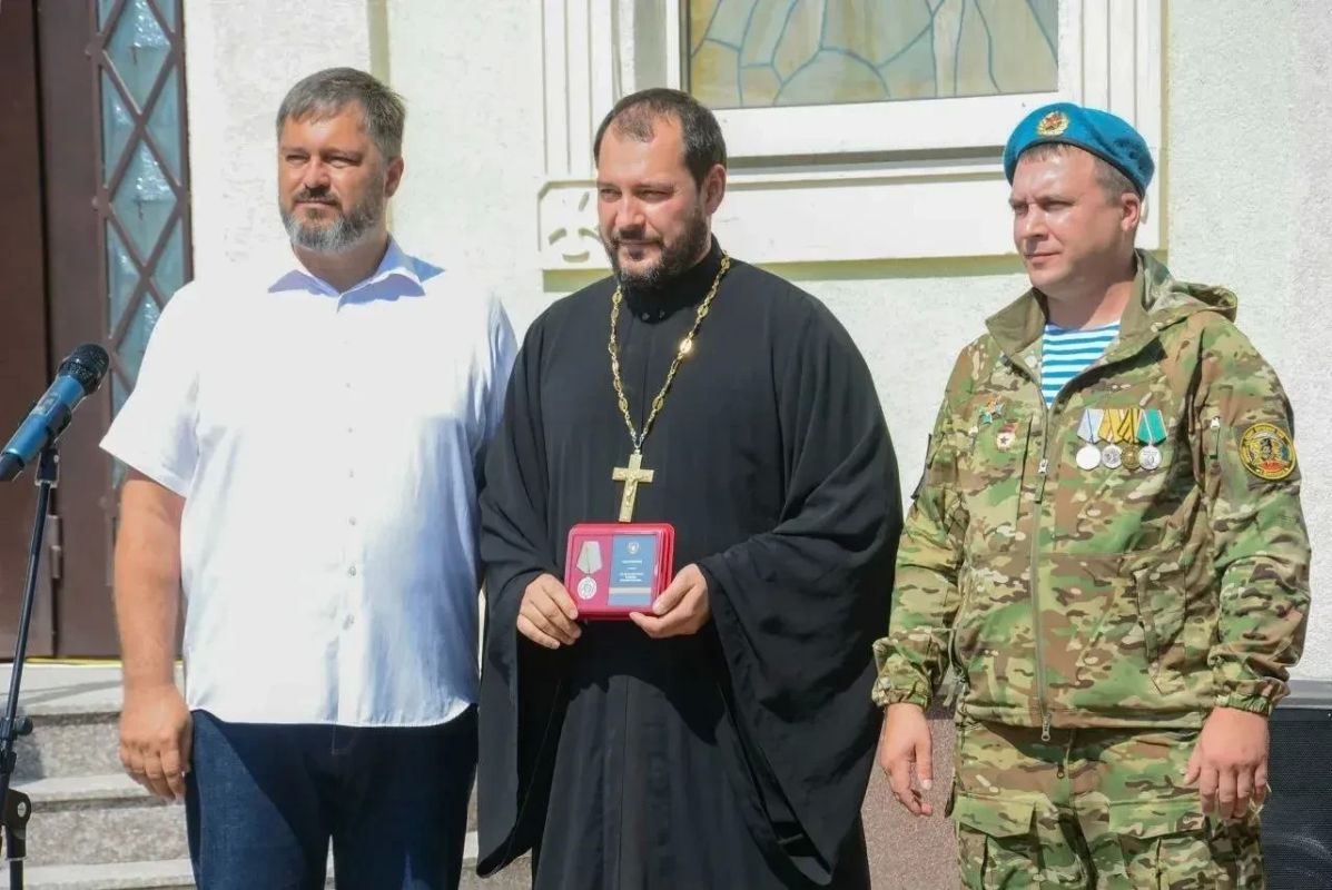 Сотни жителей Дзержинска отпраздновали День памяти святого пророка Илии Сотни жителей Дзержинска отпраздновали День памяти святого пророка Илии