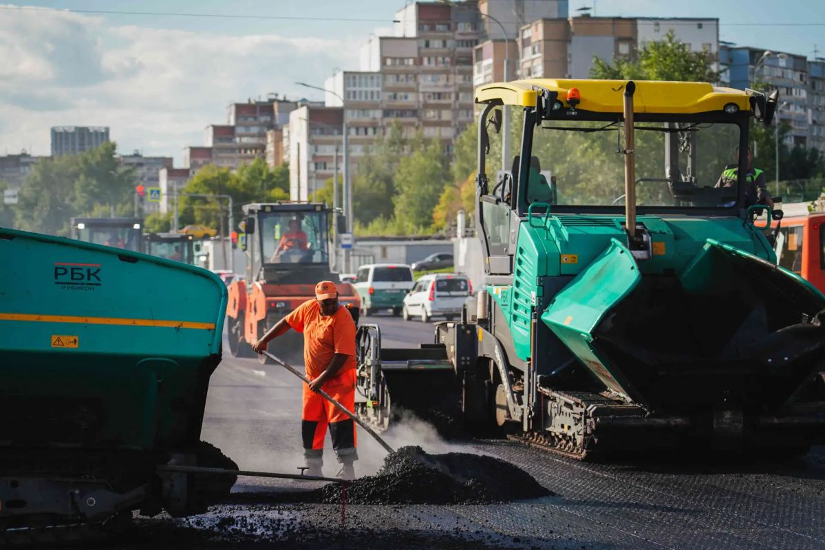 Стартовали работы по асфальтировке дороги по улице Карла Маркса Стартовали работы по асфальтировке дороги по улице Карла Маркса