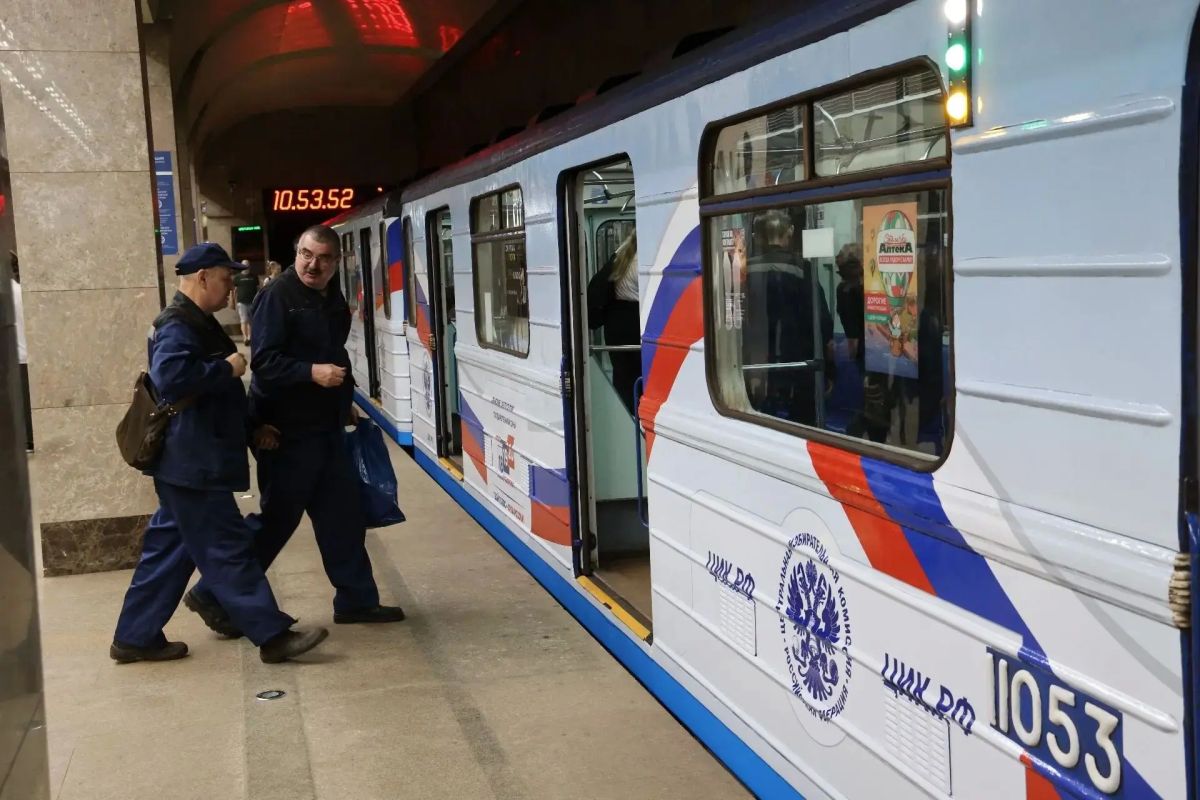 В Нижнем Новгороде состоялся запуск брендированного состава метро, приуроченного к выборам, назначенным на Единый день голосования 20 сентября 2026 года В Нижнем Новгороде состоялся запуск брендированного состава метро, приуроченного к выборам, назначенным на Единый день голосования 20 сентября 2026 года