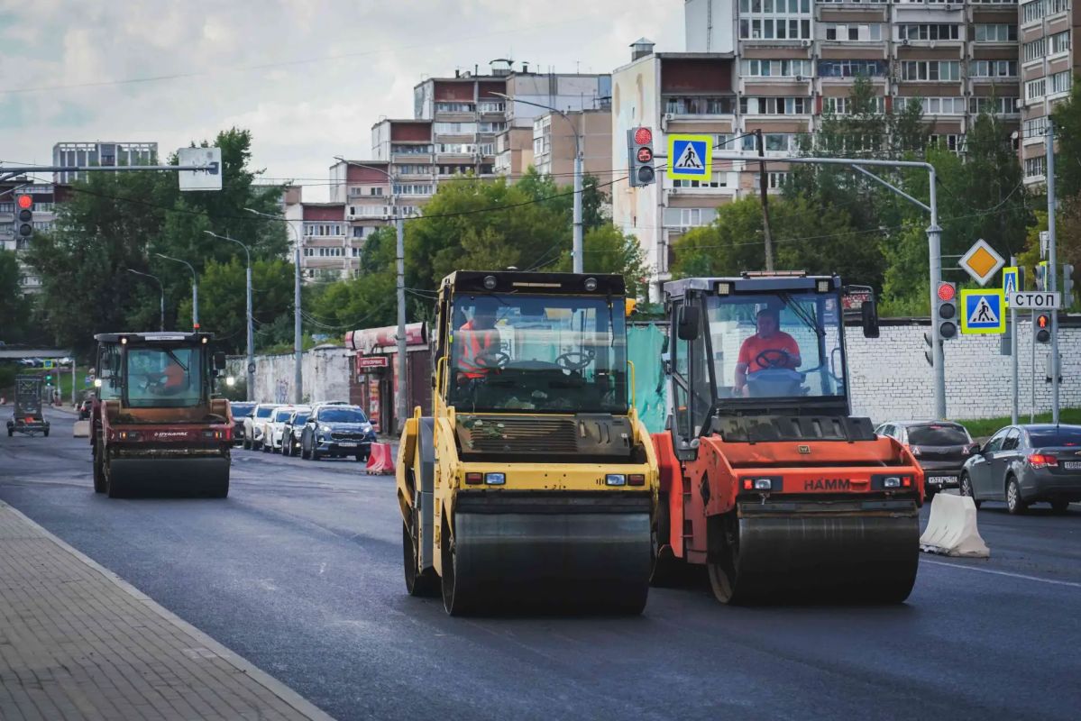 Стартовали работы по асфальтировке дороги по улице Карла Маркса Стартовали работы по асфальтировке дороги по улице Карла Маркса