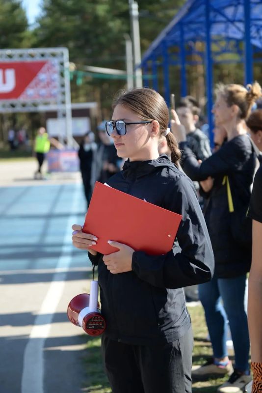 ИНТЕРВЬЮ С ПРЕПОДАВАТЕЛЕМ ФИЗКУЛЬТУРЫ О ЧЕСТНОСТИ СПОРТА И ЗАЩИТЕ ОТ ВЫГОРАНИЯ ИНТЕРВЬЮ С ПРЕПОДАВАТЕЛЕМ ФИЗКУЛЬТУРЫ О ЧЕСТНОСТИ СПОРТА И ЗАЩИТЕ ОТ ВЫГОРАНИЯ