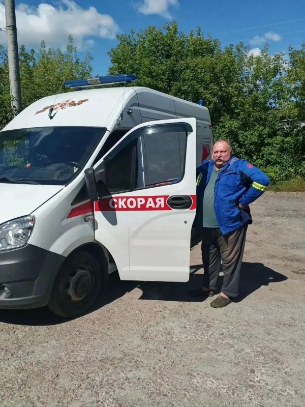 Экипаж нижегородского «Валдая» и медики Балахнинской ЦРБ спасли пассажира теплохода Экипаж нижегородского «Валдая» и медики Балахнинской ЦРБ спасли пассажира теплохода