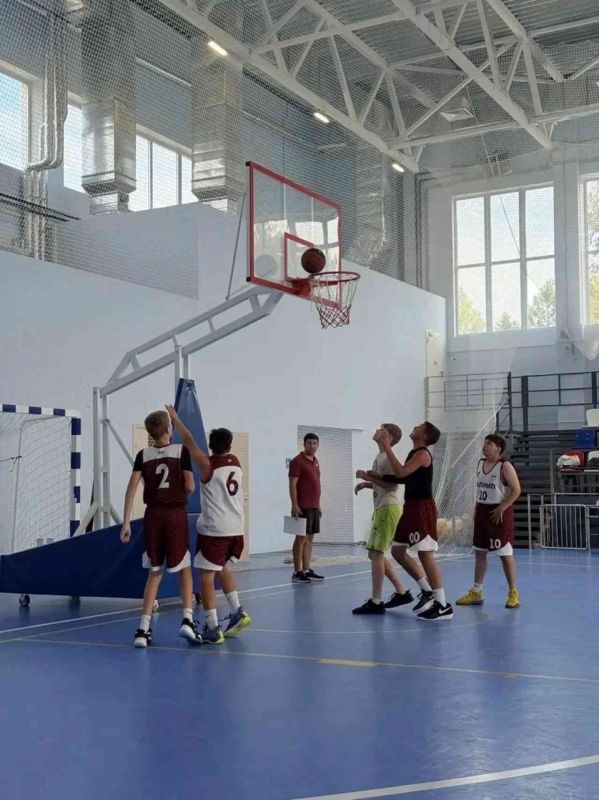 День физкультурника объединяет спортсменов из разных городов России День физкультурника объединяет спортсменов из разных городов России