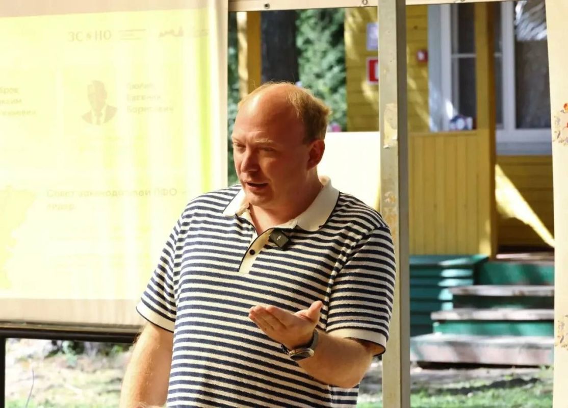 Максим Ребров дал старт «Мининскому квесту» для участников смены «Лидер – 2026» Максим Ребров дал старт «Мининскому квесту» для участников смены «Лидер – 2026»