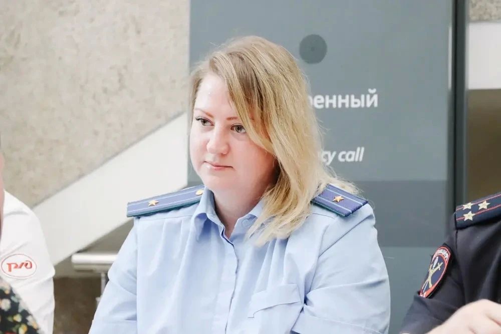 В Нижнем Новгороде транспортные полицейские провели акцию «Час пассажира» на железнодорожном вокзале В Нижнем Новгороде транспортные полицейские провели акцию «Час пассажира» на железнодорожном вокзале