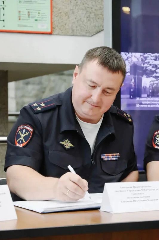 В Нижнем Новгороде транспортные полицейские провели акцию «Час пассажира» на железнодорожном вокзале В Нижнем Новгороде транспортные полицейские провели акцию «Час пассажира» на железнодорожном вокзале