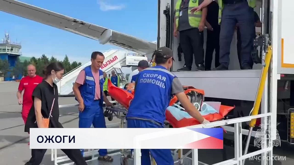 Медики продолжают сражаться за жизнь четырёх детей, которых накануне доставил с сильнейшими ожогами после пожара спецборт в Нижний Новгород из Кызыла