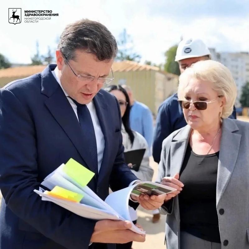 Глеб Никитин оценил ход капремонта медучреждений, включенных в региональный флагманский проект «Семейный квартал» Глеб Никитин оценил ход капремонта медучреждений, включенных в региональный флагманский проект «Семейный квартал»