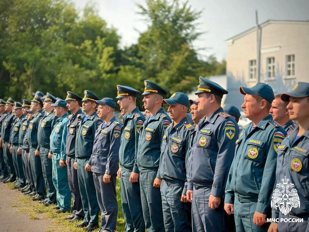 Победа в дыму. В ФГКУ «Специальное управление ФПС № 4 МЧС России» прошел смотр-конкурс профессионального мастерства среди звеньев газодымозащитной службы специальных пожарно-спасательных частей Победа в дыму. В ФГКУ «Специальное управление ФПС № 4 МЧС России» прошел смотр-конкурс профессионального мастерства среди звеньев газодымозащитной службы специальных пожарно-спасательных частей