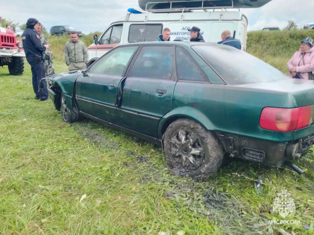 Трагедия на пруду в Сеченовском округе: из воды извлекли автомобиль с телом мужчины Трагедия на пруду в Сеченовском округе: из воды извлекли автомобиль с телом мужчины