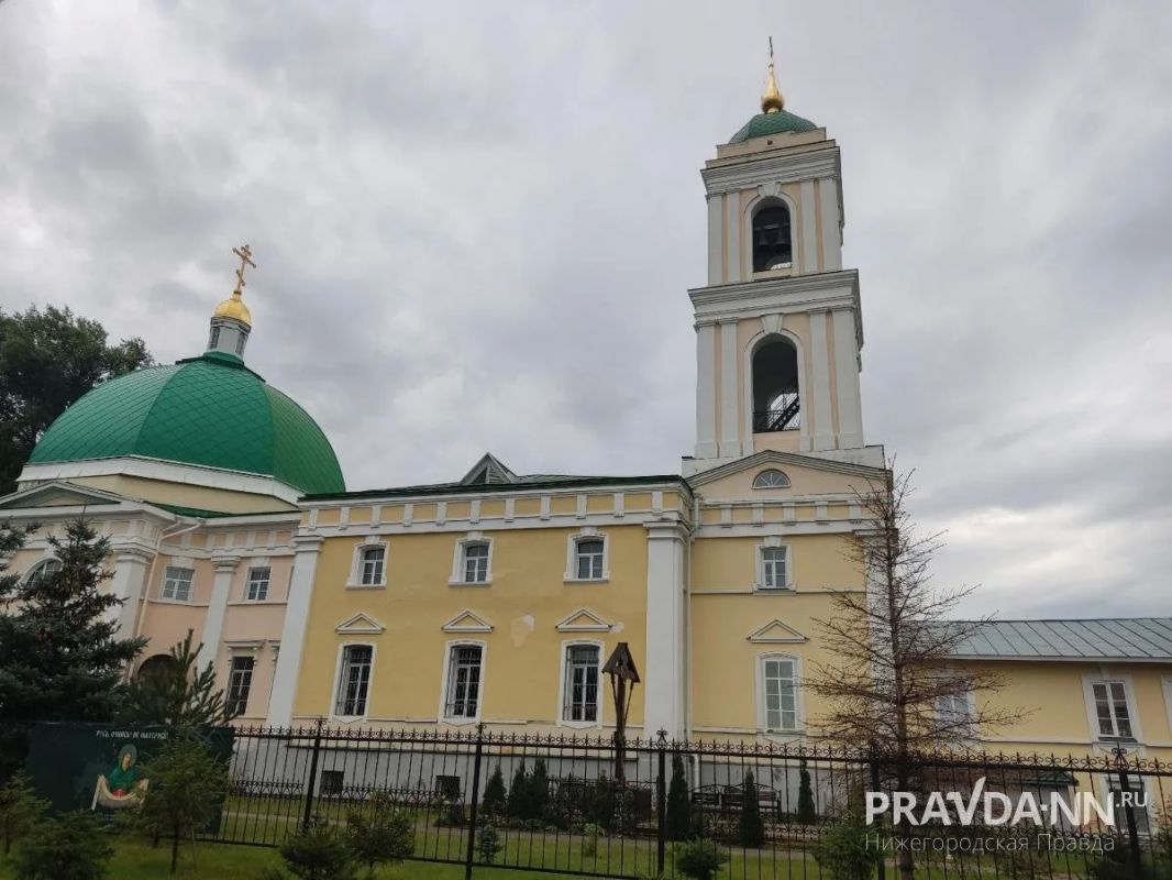 Знаете ли вы, что в самом сердце Нижнего спрятан музей под открытым небом? Знаете ли вы, что в самом сердце Нижнего спрятан музей под открытым небом?