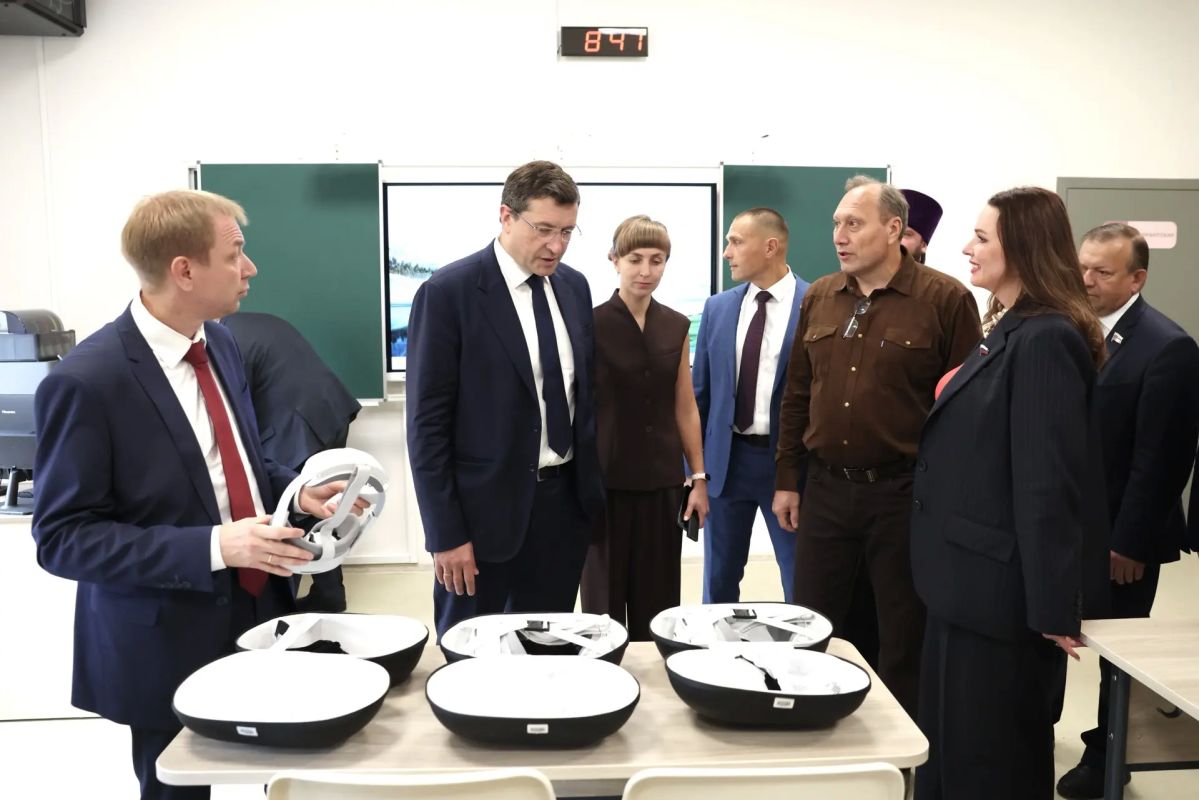 Глеб Никитин: 4 новые школы на 3800 мест открывают свои двери в Нижегородской области в День знаний! Новые общеобразовательные учреждения запускаем в Ворсме, Дзержинске, Нижнем Новгороде и на Бору Глеб Никитин: 4 новые школы на 3800 мест открывают свои двери в Нижегородской области в День знаний! Новые общеобразовательные учреждения запускаем в Ворсме, Дзержинске, Нижнем Новгороде и на Бору