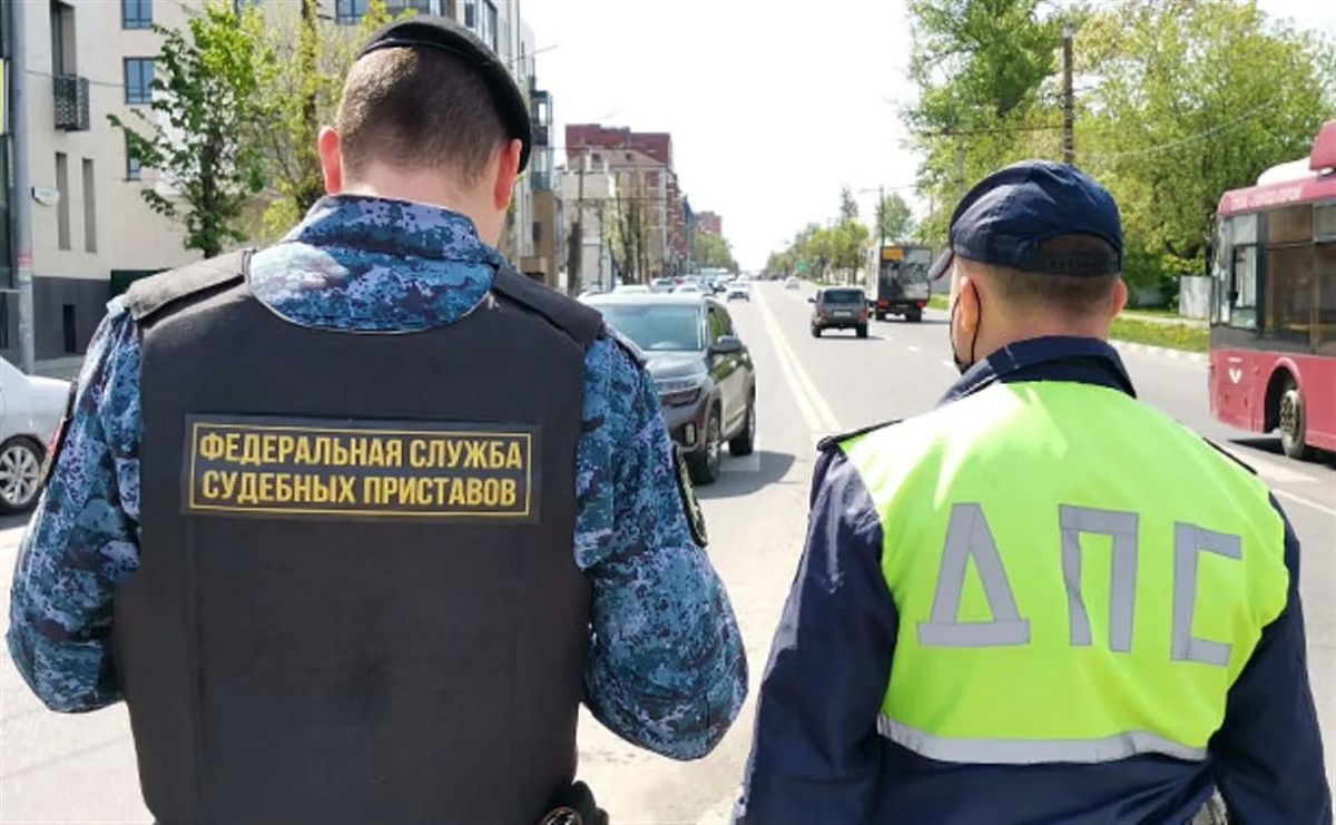 В рамках межведомственного взаимодействия с ФССП Госавтоинспекция Нижегородской области продолжает работу по выявлению и задержанию лиц, имеющих значительные задолженности по исполнительным производствам