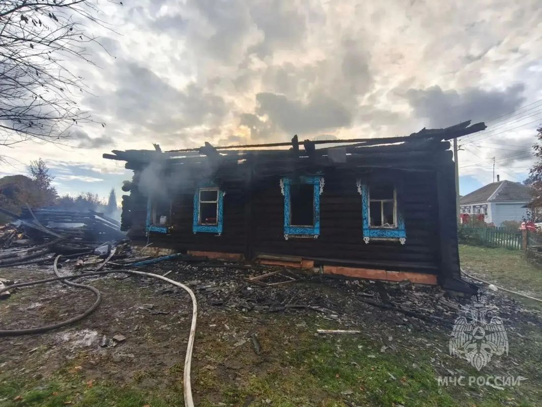 Два деревянных дома сгорели в Семеновском округе Два деревянных дома сгорели в Семеновском округе