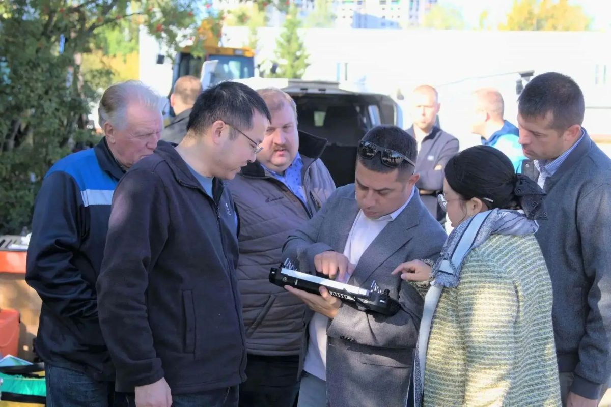 Как тебе такое, Илон Маск? Коммунальщикам в Нижнем Новгороде теперь будут помогать роботы-диагносты «поплавок», колёсный и шнековый Как тебе такое, Илон Маск? Коммунальщикам в Нижнем Новгороде теперь будут помогать роботы-диагносты «поплавок», колёсный и шнековый