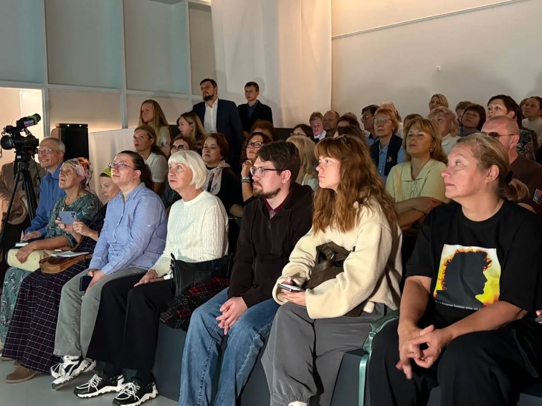 Как выглядел Нижний Новгород на рубеже XIX и XX веков? Ответ узнаете, прочитав пост до конца! Как выглядел Нижний Новгород на рубеже XIX и XX веков? Ответ узнаете, прочитав пост до конца!