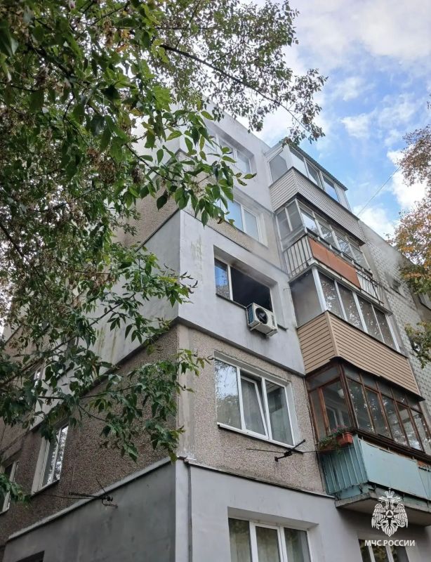 В Нижнем Новгороде пожарные спасли 8 человек из горящей многоэтажки