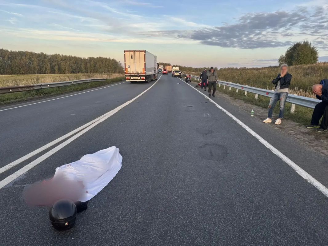 Подробности ДТП, произошедшего сегодня в Кстовском районе, где,предположительно, в результате превышения установленной скорости движения, водитель девушка 1997 года рождения произвела опрокидывание и погибла на месте Подробности ДТП, произошедшего сегодня в Кстовском районе, где,предположительно, в результате превышения установленной скорости движения, водитель девушка 1997 года рождения произвела опрокидывание и погибла на месте