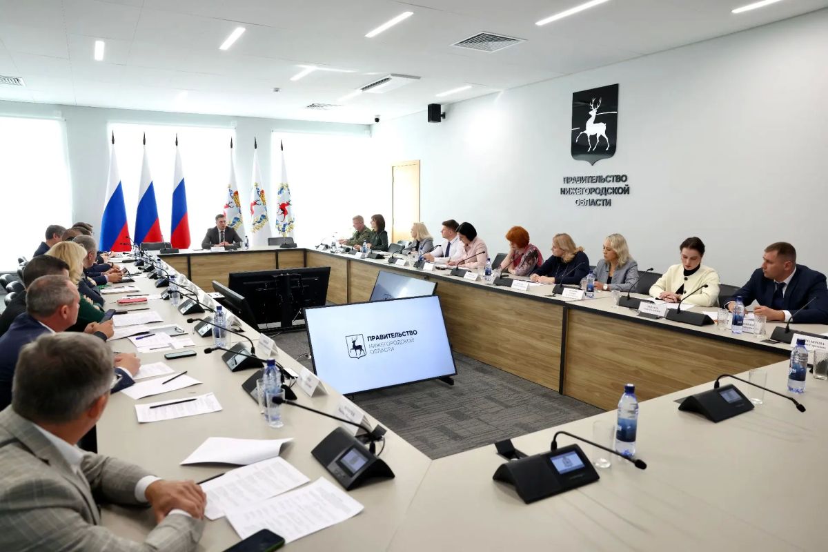 Принял участие в расширенном заседании региональной межведомственной комиссии по поддержке участников СВО и членов их семей под председательством первого заместителя губернатора Андрея Гнеушева