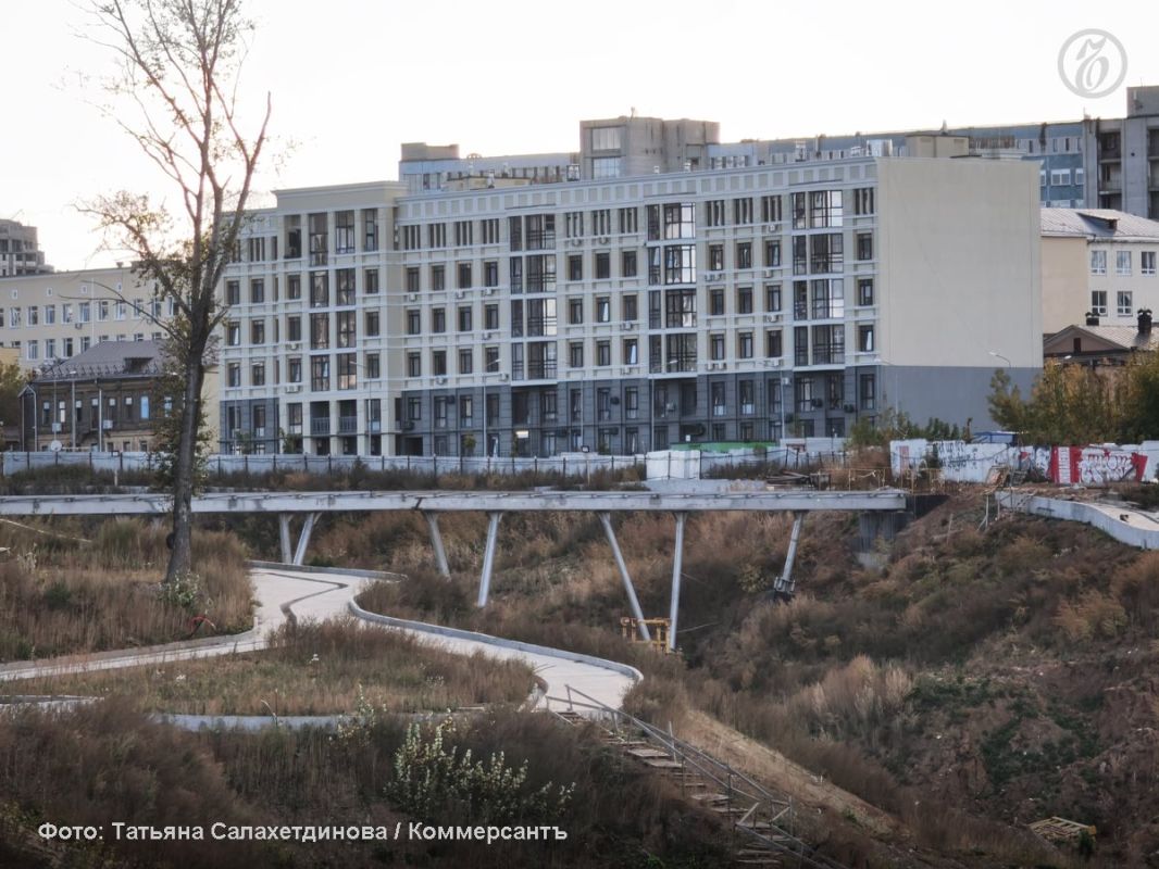 Студенческий мостик восстанавливают в Нижнем Новгороде